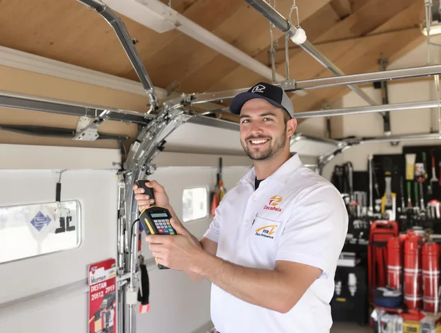 Garden City Garage Door Repair local technician providing expert garage door repair in Garden City neighborhood